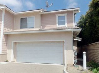 216 E 7th St, Oxnard, CA 93030