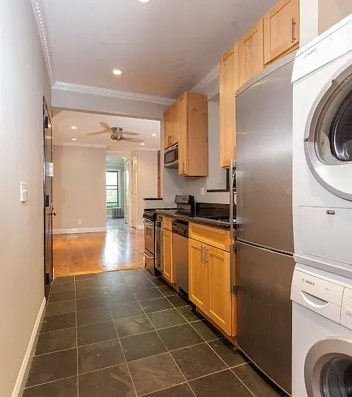 171 E 102nd St #4E — Photo 1