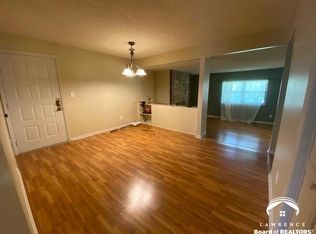 1314 Westbrooke St, Lawrence, KS 66049