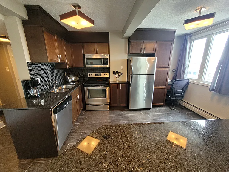 320 5th Ave N #1104 — Photo 6