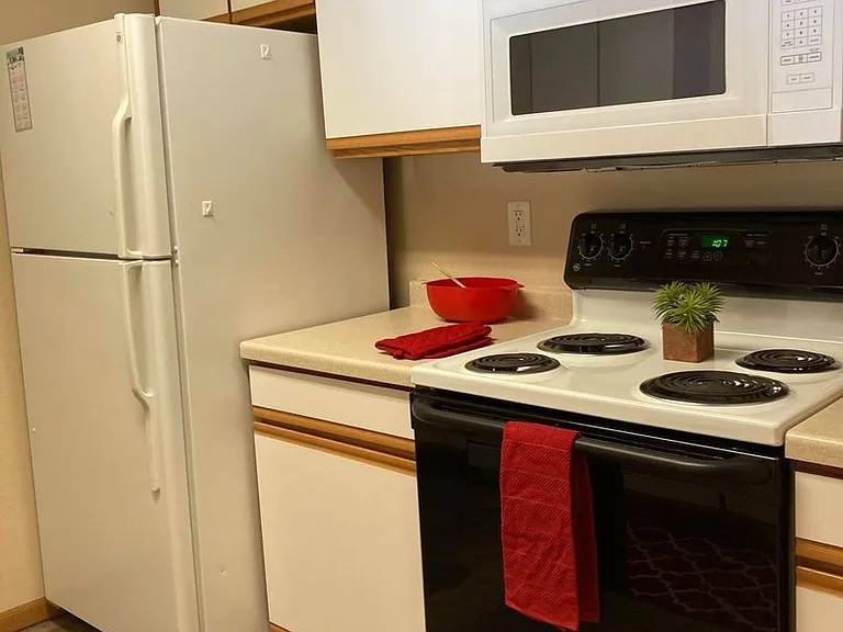 The Boulder Apartments — Photo 8