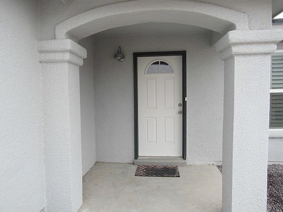 4th image of 328 Via Cumbre Linda