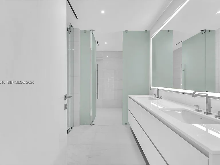 300 Biscayne Boulevard Way #1902E — Photo 9