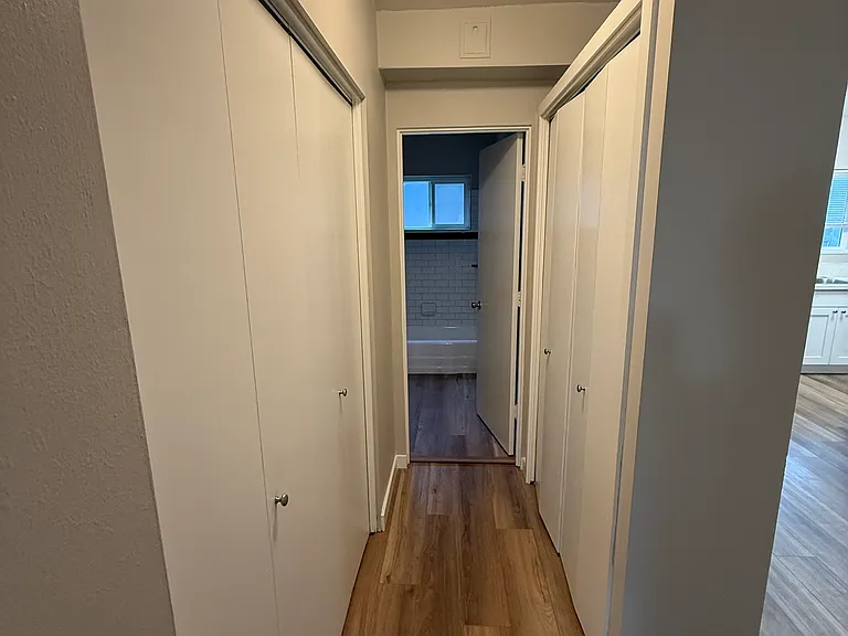 Hall Court Apartments — Photo 21