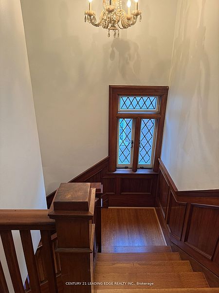 Toronto House for rent - 4 Bedrooms — photo 39