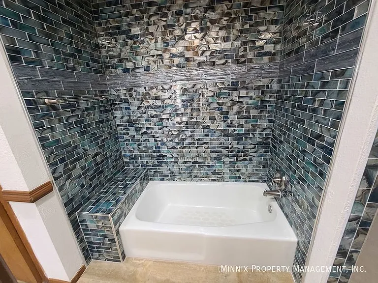 4005 Saint Andrews Dr — Photo 41