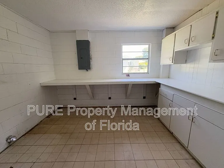 12300 SE 128th Ct — Photo 36