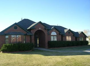 3 NW Legacy Dr, Lawton, OK 73505