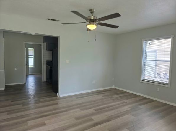 1614 W Blum St #1614