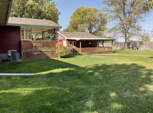 1277 L St, Burwell, NE 68823