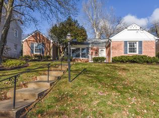 4607 Roxbury Dr, Bethesda, MD 20814