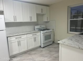 580 Bay St FLOOR 3, Staten Island, NY 10304
