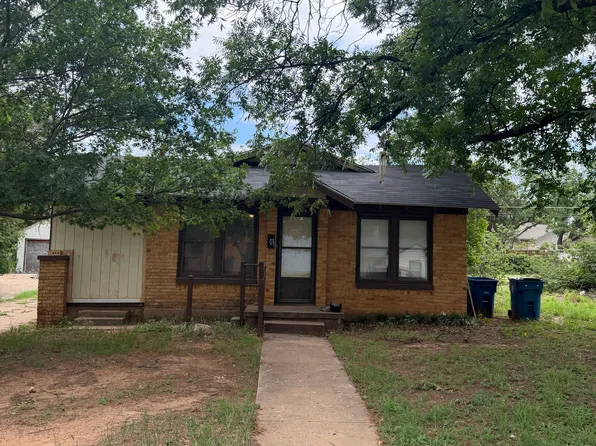 1006 Josephine St, Sweetwater, TX 79556