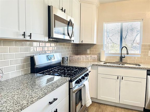 5th image of 4711 N Grove Ave