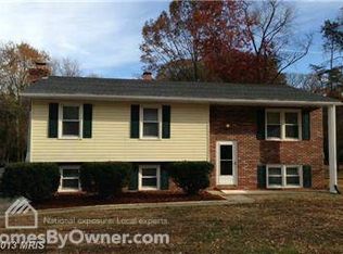 8387 Bodkin Ave, Pasadena, MD 21122