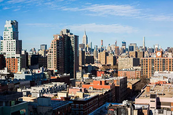 Rented by Compass | media 30