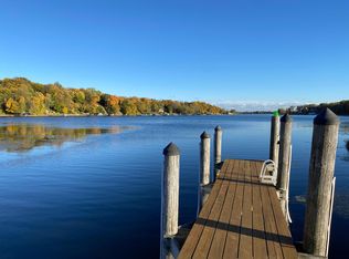 440 N Arm Dr, Mound, MN 55364