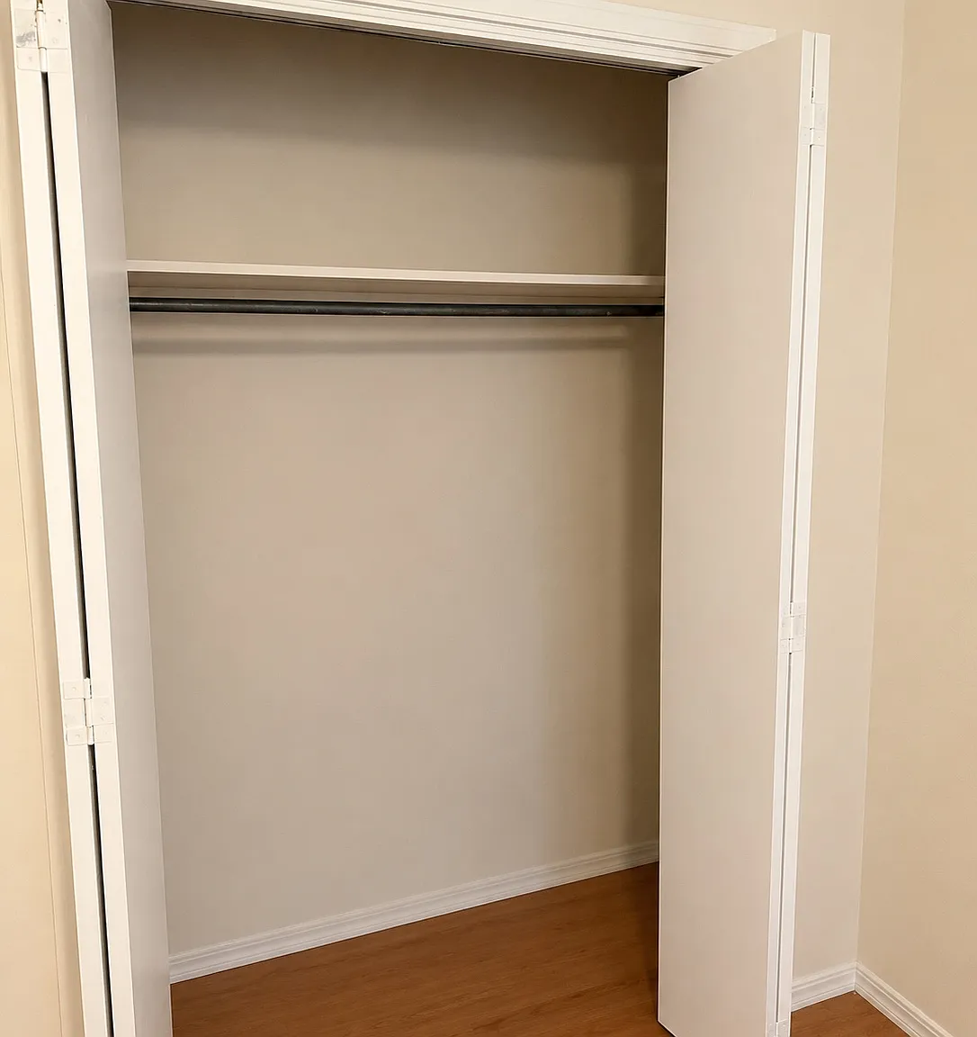 3 bed, 1756 sqft, $640 — Photo 2