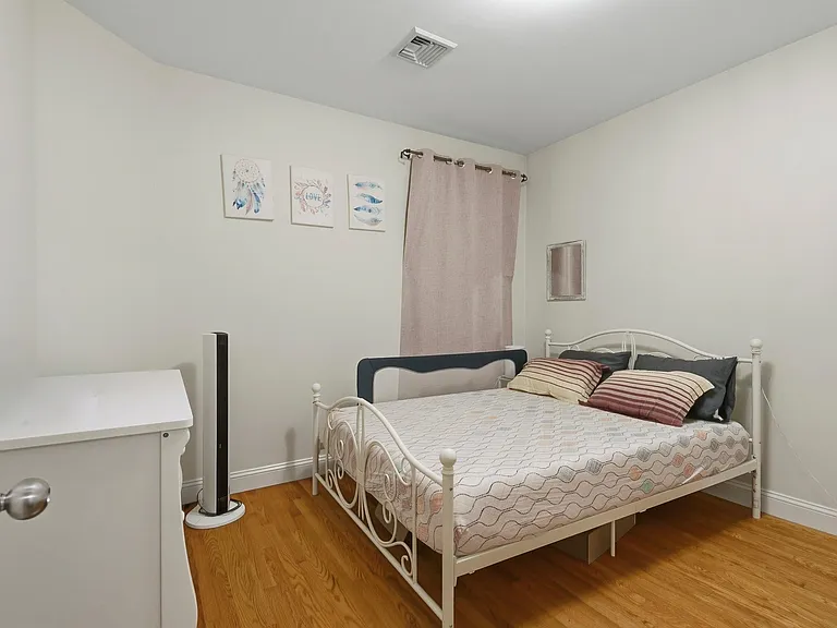 416 Grand St #3B — Photo 21
