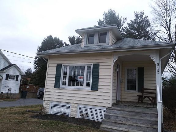2nd image of 319 Maitland St