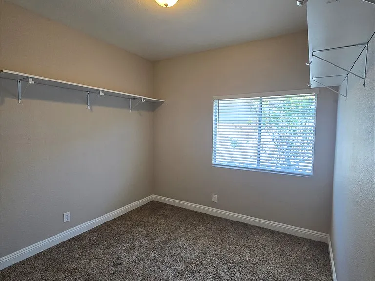 2809 Albrook Cir — Photo 23