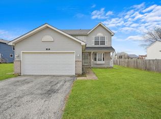 914 Pheasant Run, Zion, IL 60099