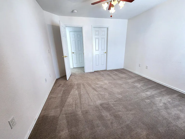 3895 Riviera Grv #202 — Photo 19