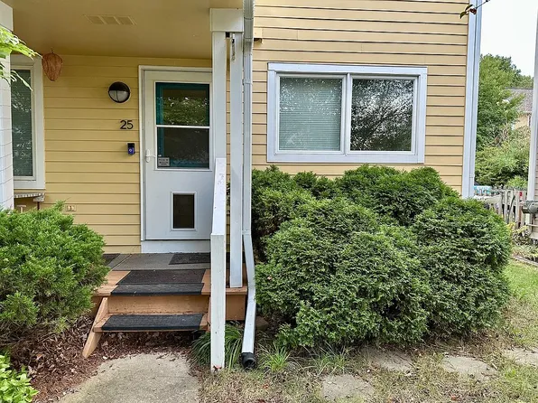 424 Little Lake Dr APT 25, Ann Arbor, MI 48103
