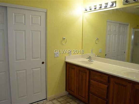 4th image of 6037 Glenborough St