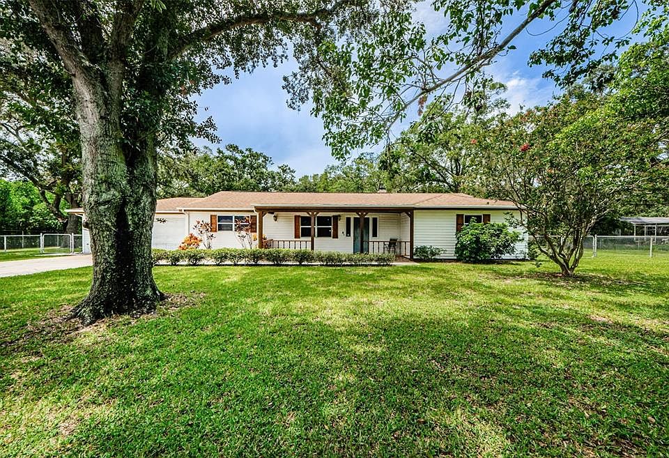 1st image of 5840 Riverlawn Ct