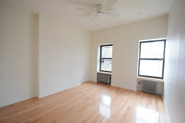 Rented by Rolling Stone Realty LLC | media 1