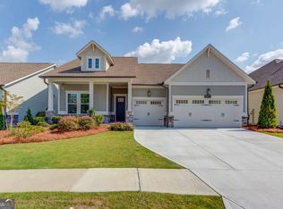 6824 Bungalow Rd, Flowery Branch, GA 30542