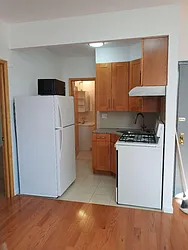 Rented by Century 21 New Golden Age Realty