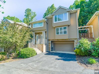 260 Clarken Dr #148, West Orange, NJ, 07052