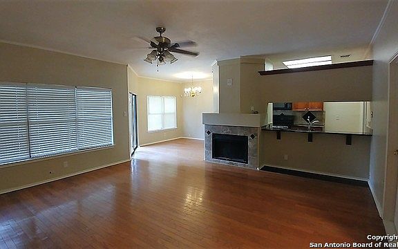 3rd image of 9923 Sugarloaf Dr