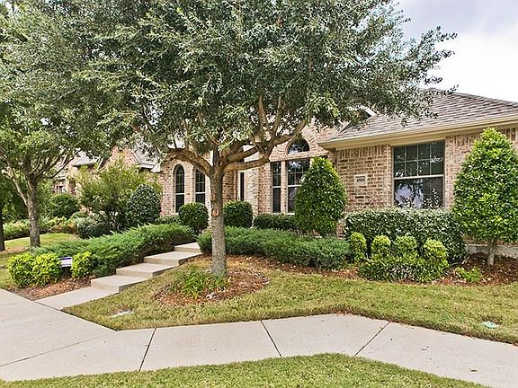 3rd image of 4909 Berkley Dr