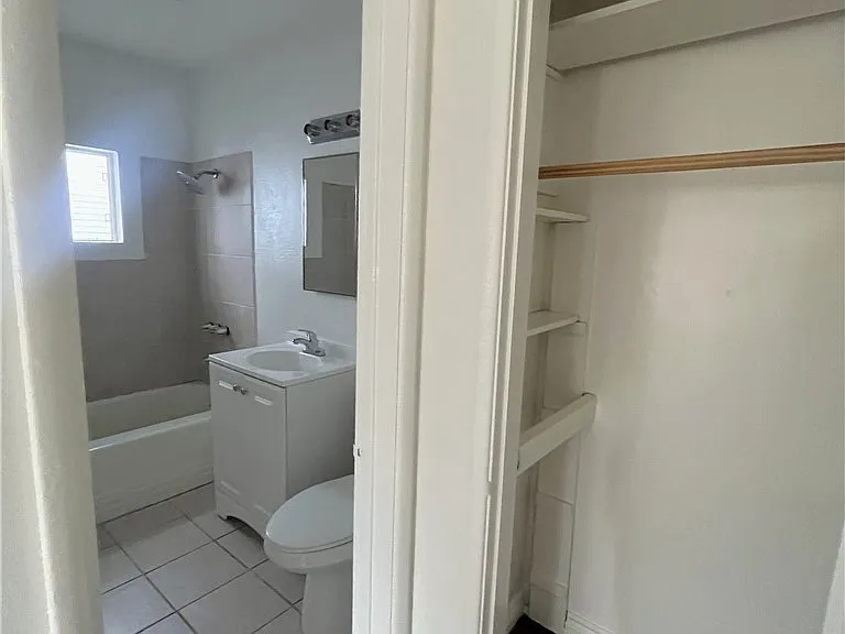 3855 Locust St — Photo 14