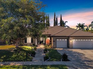 12405 Tule River Way, Bakersfield, CA