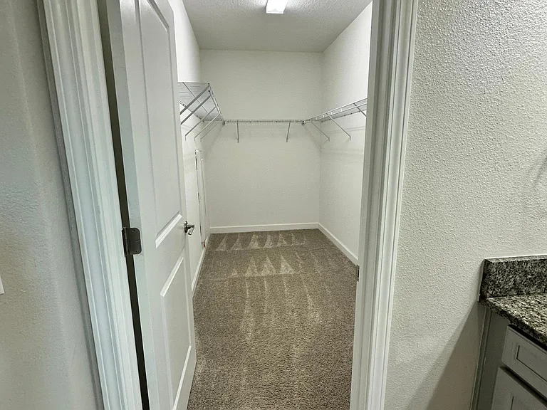 6871 Citrus Creek Ln — Photo 24