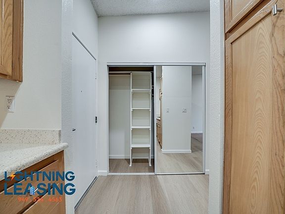 3rd image of 11225 Morrison St #218