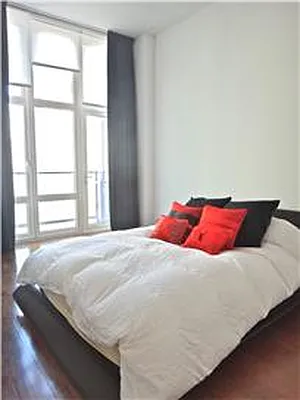 Rented by New York Residence | media 9