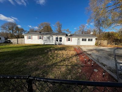 12571 E 2500 S Rd, Saint Anne, IL, 60964