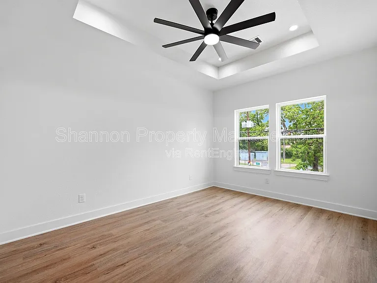2107 Esther Dr #A — Photo 18