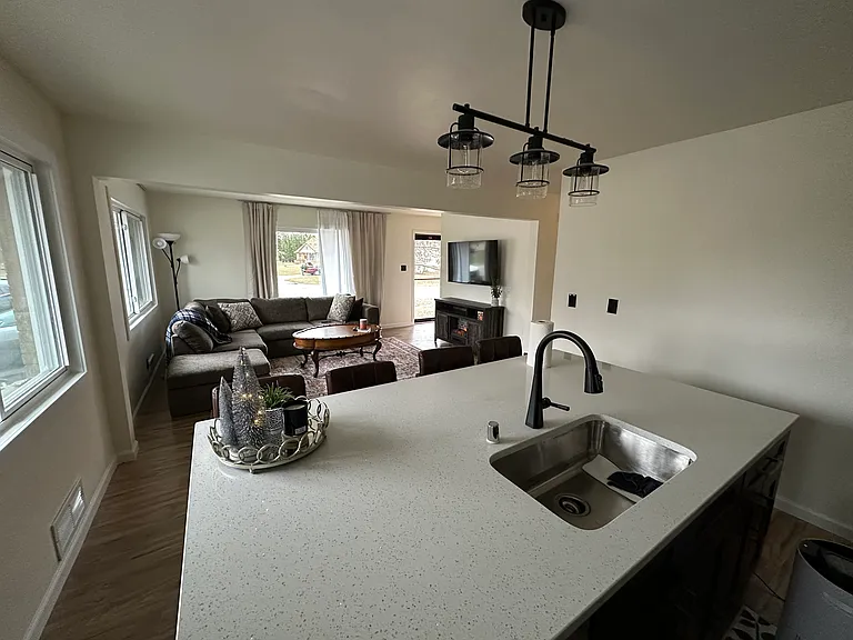 7637 W Allerton Ave — Photo 10