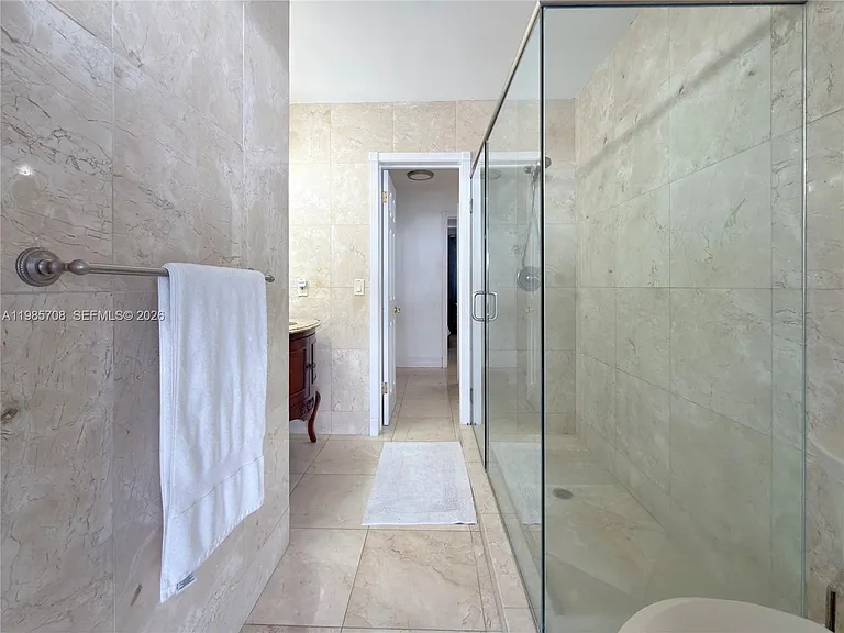 7925 SW 124th St — Photo 35