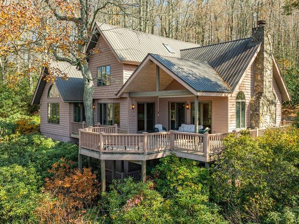 150 Old Logging Trail, Highlands, NC 28741
