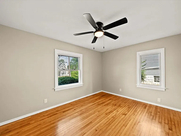 204 Stevenson Rd — Photo 17