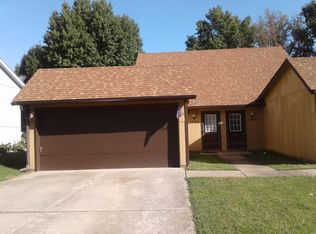 108 Hillcrest Dr #A, O Fallon, IL