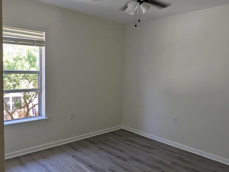 16302 Parkstone Palms Ct — Photo 31