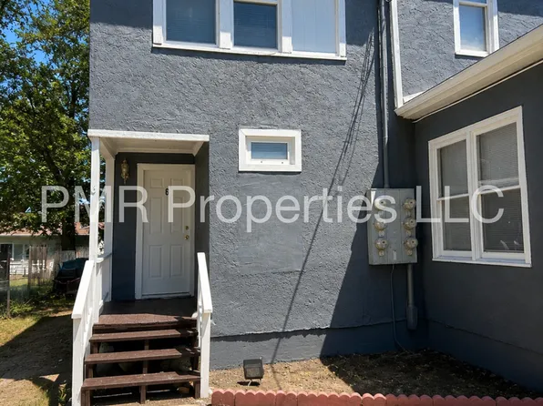 828 Ave B, 828 Avenue B APT 6, Council Bluffs, IA 51503